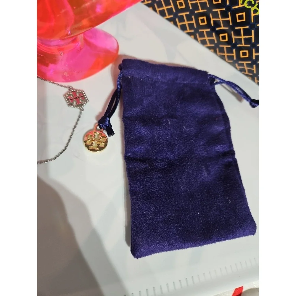 Tory Silver Long Necklace and Earring Set Pouch Minimalist Quiet‎ Luxury